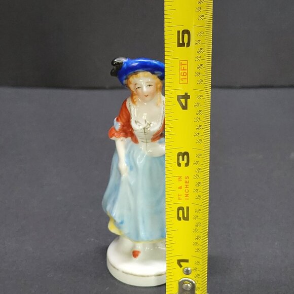 Vintage Victorian Colonial Woman Figurine Hand Painted Porcelain Occupied Japan - Picture 8 of 8